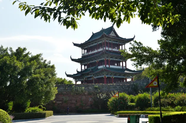 Hotels near Song Dynasty Park