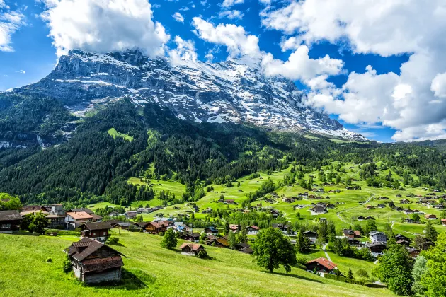 Hotels in Engelberg With Parking