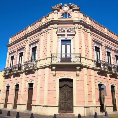 Hoteles cerca de Parque Cayetano Heredia