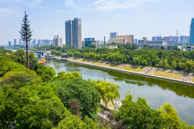 Hotel di Pingdingshan Yang Menyediakan Pengambilan dari Hotel