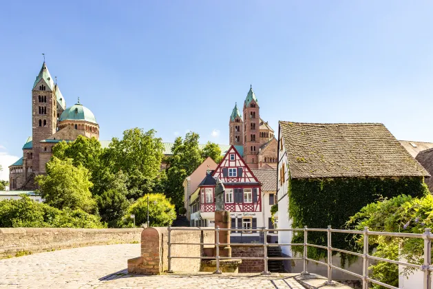 Hotel con piscine a Mainz