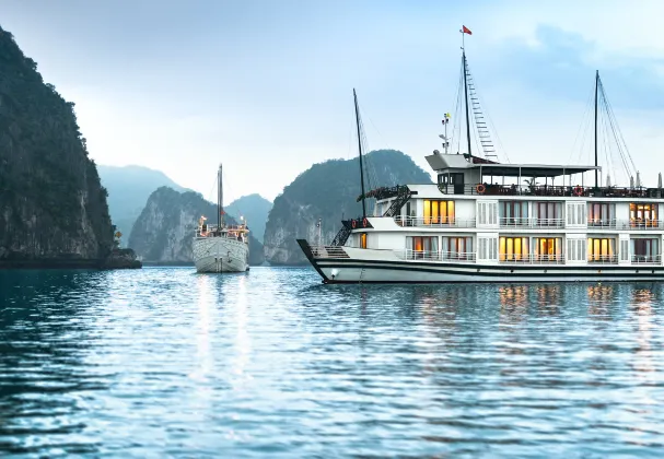 Hotels in Ha Long That Provide Airport Transfers