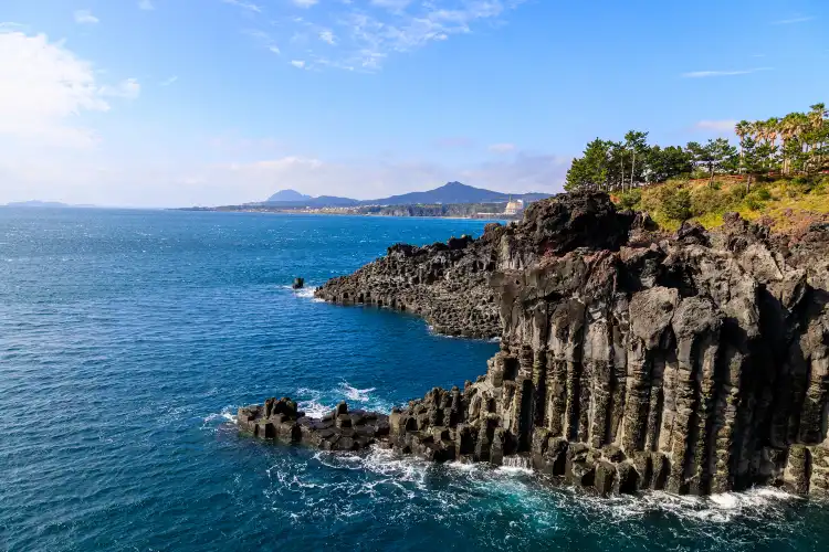 西帰浦 治癒の森周辺のホテル