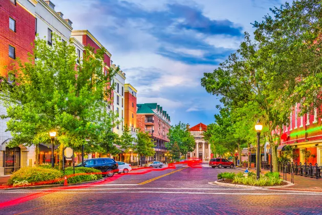 Hotels near Publix Super Market at The Harbor Shops