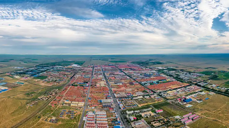 Hotels in Sonid Right Banner