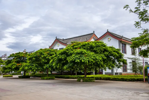 2-Star Hotels in Mengzi