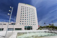 B&B Hotel Madrid Aeropuerto T4 Hotel berhampiran Gran Via