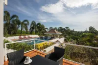 Rawai Sunrise pool villa