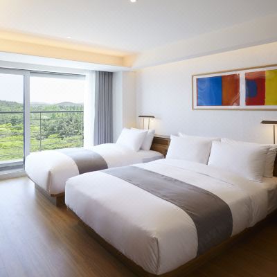 Deluxe Twin Room with Mountain View Lahan Select Gyeongju Promo Code