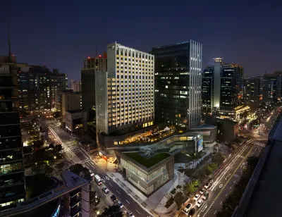 LOTTE City Hotel Guro Hotel berhampiran Hyundai Department Store(D-CUBE City)