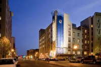 DoubleTree by Hilton Hotel Boston - Downtown Hotels near Northeastern University