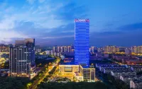 Wuxi Radisson Collection Hotel Hotels near CACHE CACHE