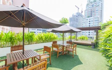 Oakwood Residence Sukhumvit 24