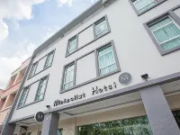 Minimalist Hotel Hotels near IKEA Tebrau