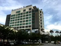 Symphony Suites Hotel Hotels near Jelapang Square