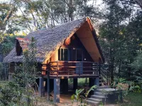 Longoza Ecolodge Hotels near Andasibe-Mantadia National Park