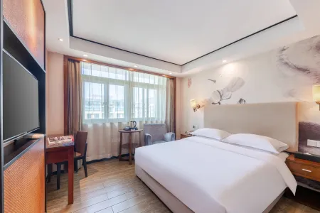 Yajun Hotel (Yiwu International Trade City)