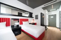 Tune Hotel KLIA-KLIA2 Hotels near BOSS（Mitsui Outlet Park KLIA Sepang）