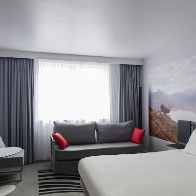 Superior Queen Room with Sofa Bed Novotel Edinburgh Centre Promo Code