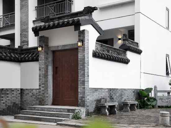 Yangshuo Water Riverview Villa (Yangshuo Impression Liu Sanjie Scenic Area) Hotel Exterior