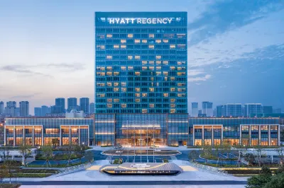 Hyatt Regency Ningbo Hangzhou Bay Hotels near Cixi Mingyue Lake