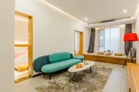 Floral Lux Hotel·Beizheng Homestay (Tianmenshan National Forest Park Store) Hotels in Zhangjiajie