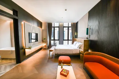 Ningbo Bund Puna Art Hotel Hotels near Raffles