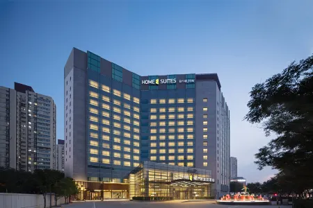 HOME 2 SUITES BY HILTON BEIJING WEST RAILWAY STATION