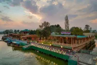 Prince of Kashmir Luxury Houseboat Hotels near Dachigam National Park