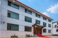 Yunman Shanju Hostel (Wutaishan Wuye Temple Store) Hotels near Foguang Temple