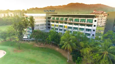 The Par Phuket Hotel in zona Phuket Water Ski Cable Way