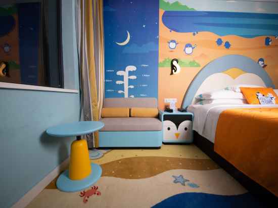 Chimelong Penguin Hotel Rooms