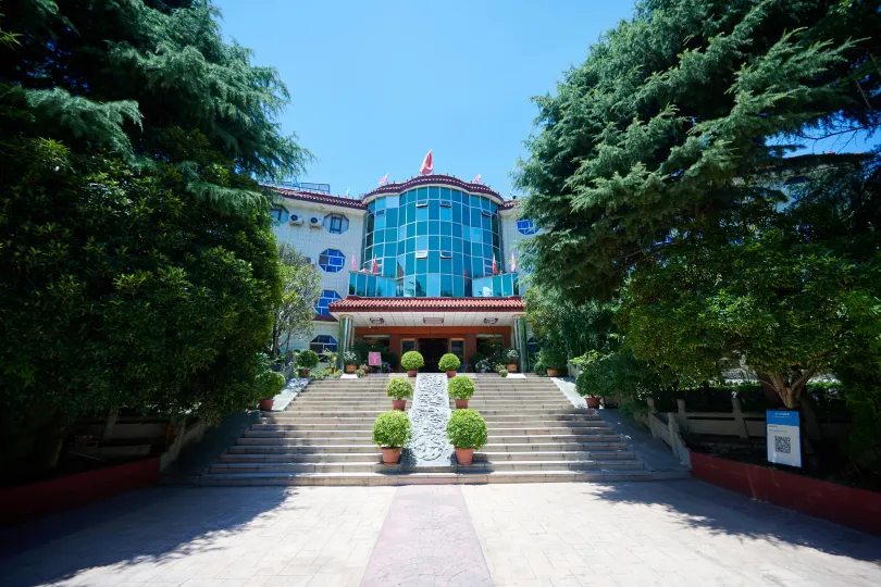 Westqiang Homeland Hotel