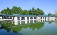 Cixi Heart Bay Resort Hotels near Cixi Mingyue Lake