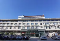 Baiyulan Hotel (Anxi Tea City Store) Hotels near Jinling Super Store