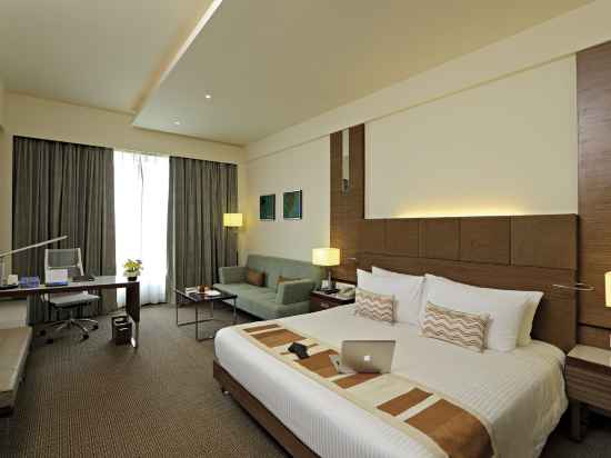 Radisson Blu Hotel Greater Noida Rooms