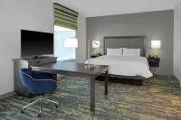 Hampton Inn & Suites Irvine/Orange County Airport Hotels near Irvine Transportation Center