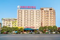 Yiyinzhuang Holiday Hotel Hotels near Xianren Mountain Park - Xianren Pavilion