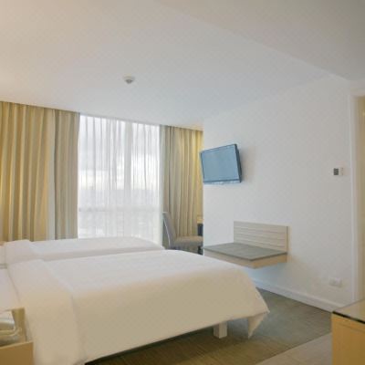 Deluxe Twin Room St Giles Makati – A St Giles Hotel, Manila Promo Code