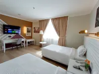 Raia Inn Penang Hotels near Queensbay Mall