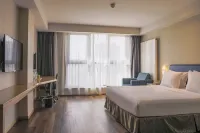 Holiday Inn Express Zhangjiakou    Park View Hotels near Victoria Square