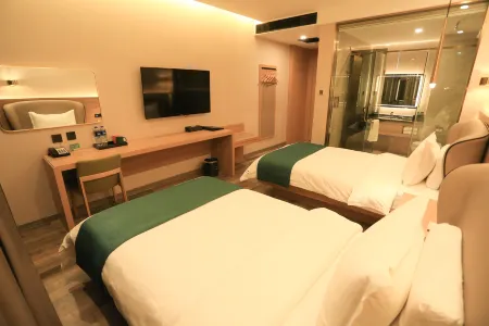 Tiffany Zhenxuan Hotel (Songshan hospital branch of Chifeng high speed railway station)