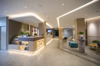 Yueju Hotel (Kunshan South High-speed Railway Station Renmin Road)