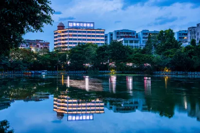 Manyue Garden Hotel(Huizhou West Lake Flagship)