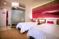 Favehotel LTC Glodok Hotels near Jakarta International Expo