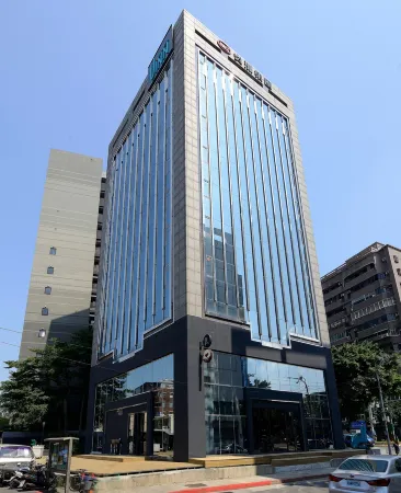 Uinn Business Hotel Shilin