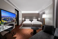 Wuhan Optics Valley Guanshan Avenue Intercity Hotel Hotels near Wuhan Ferry Huanghelou Dock