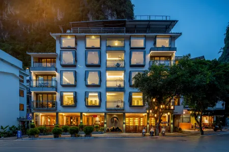 Yinshu Hotel (Yangshuo West Street)