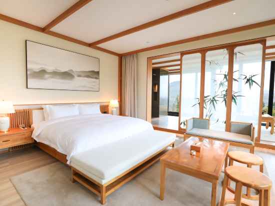 Chengdu Shiyu Forest Hotel Rooms