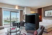 هيلتون الدوحة اللؤلؤة Hotels near مكتب DXN قطر 2 QATAR